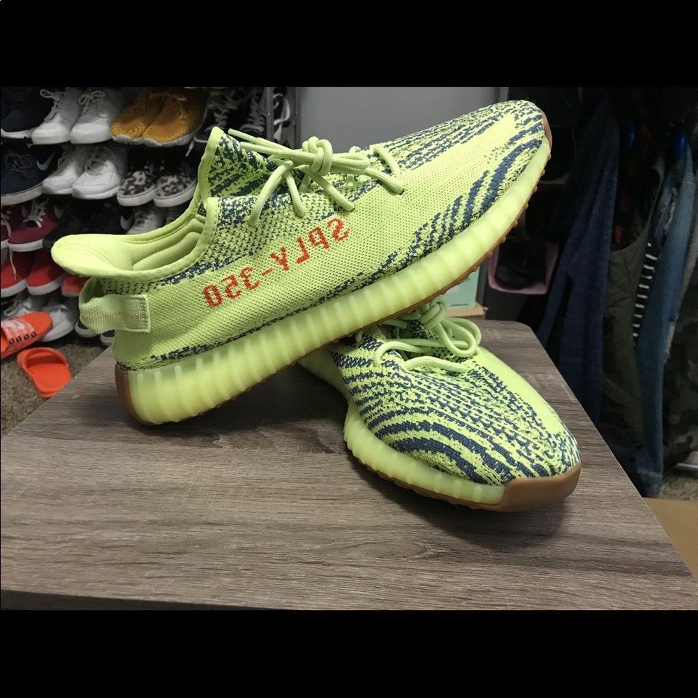 Adidas Yeezy Boost 350 V2 Semi Frozen Yellow